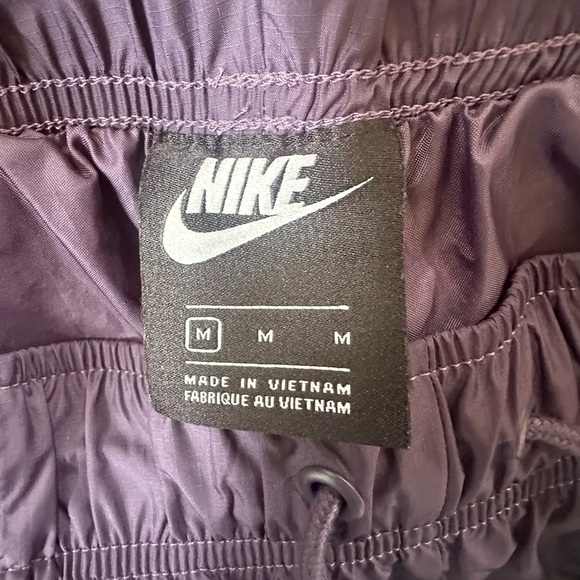 Nike Dark Raisin, Iron Grey Leopard Woven Jogger Pant Medium New Without Tags! - Picture 12 of 15